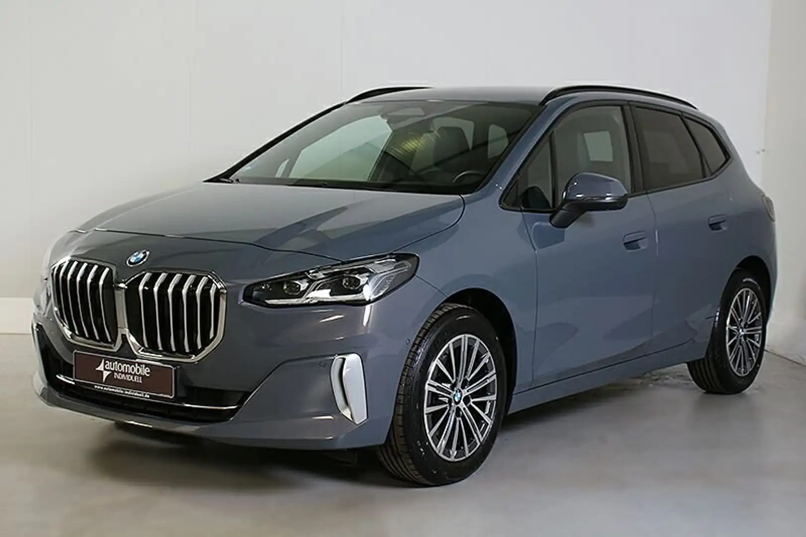 BMW 218 i Active Tourer Luxury Line Panorama LED ACC Grau - 2