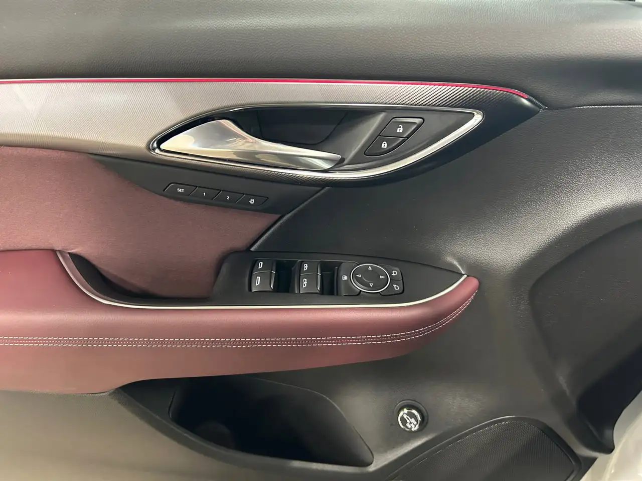 Buick Envision снимка Buick Envision