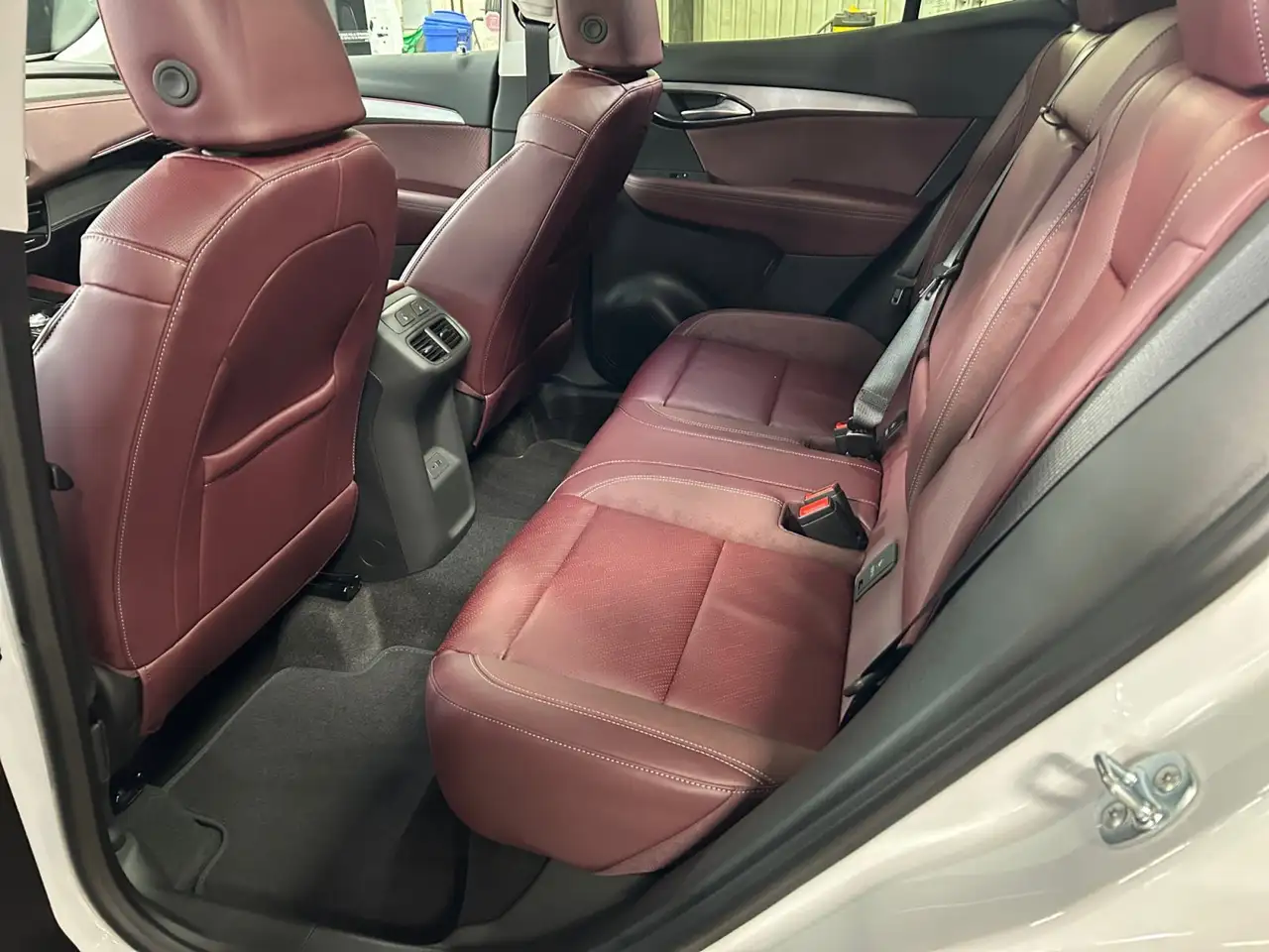 Buick Envision снимка Buick Envision