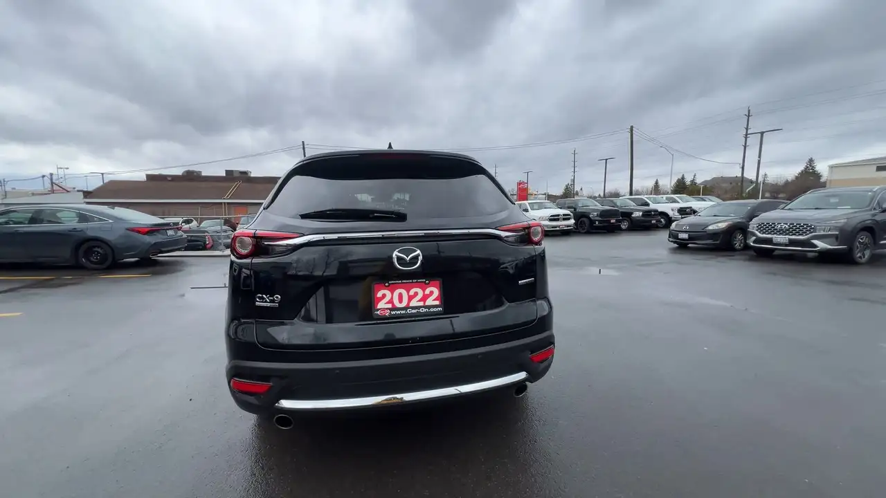 Mazda CX-9 снимка Mazda CX-9