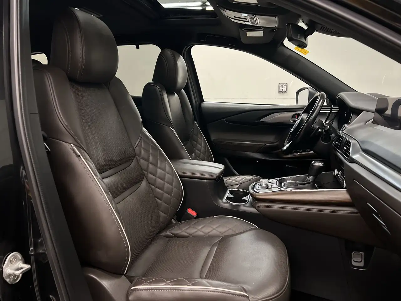 Mazda CX-9 снимка Mazda CX-9