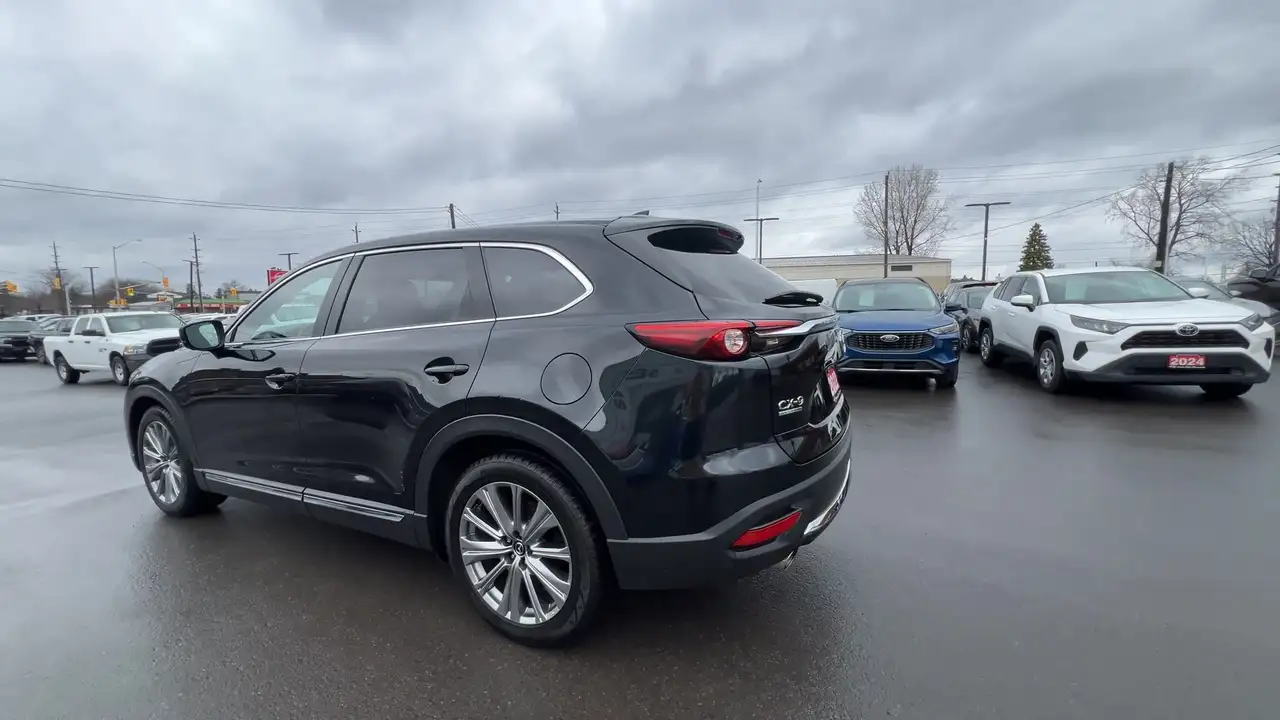 Mazda CX-9 снимка Mazda CX-9
