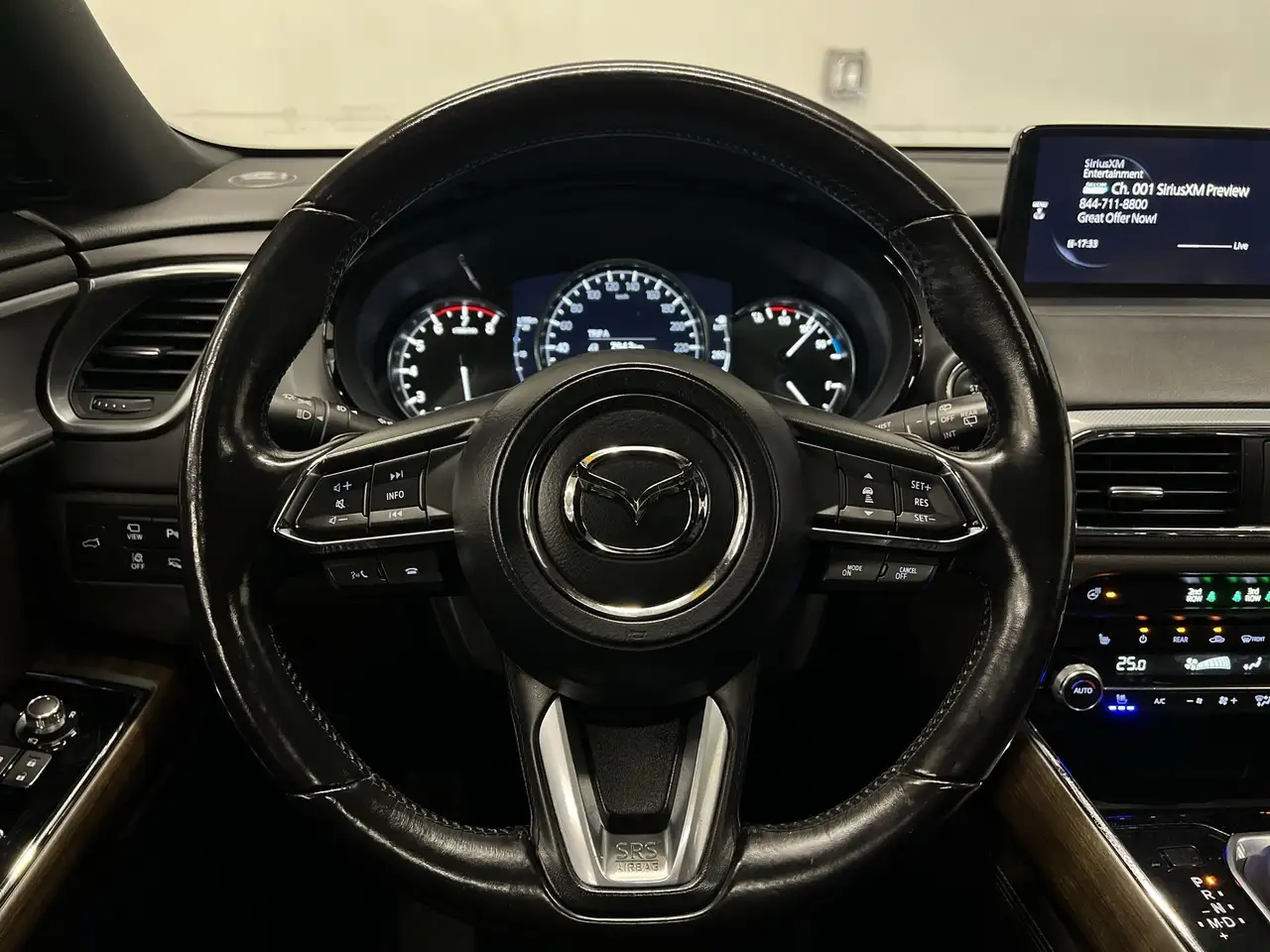 Mazda CX-9 снимка Mazda CX-9