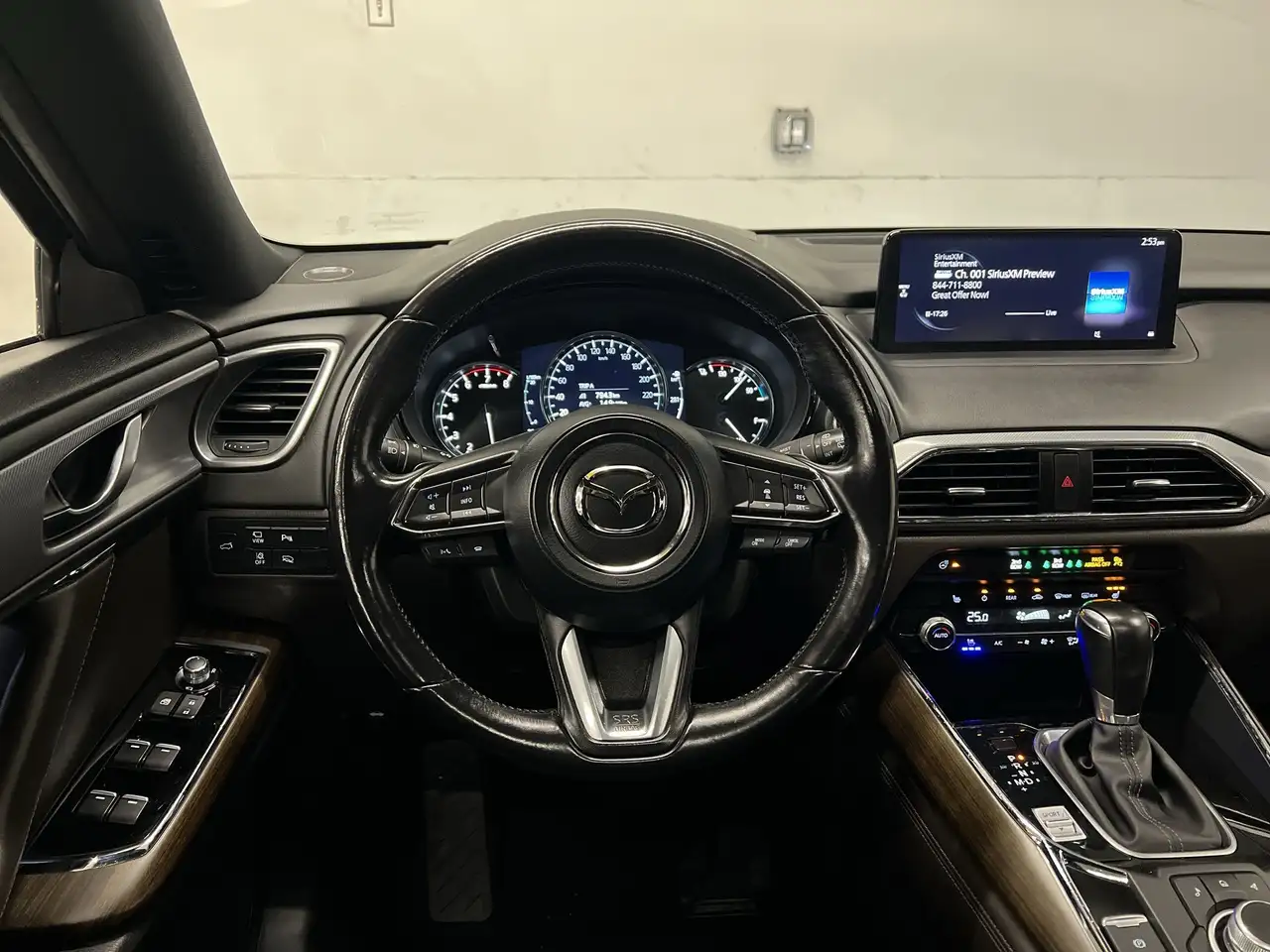 Mazda CX-9 снимка Mazda CX-9