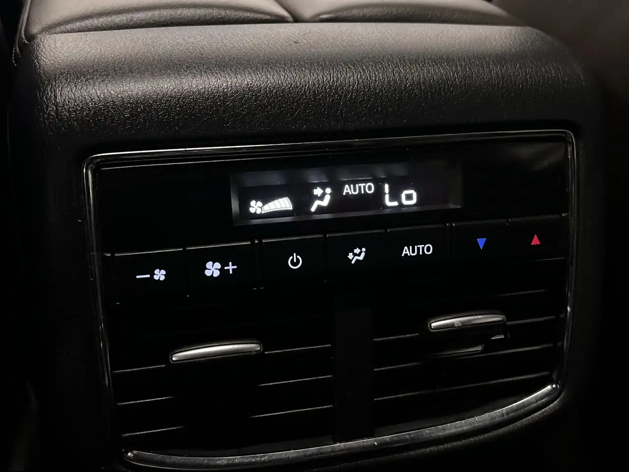 Mazda CX-9 снимка Mazda CX-9