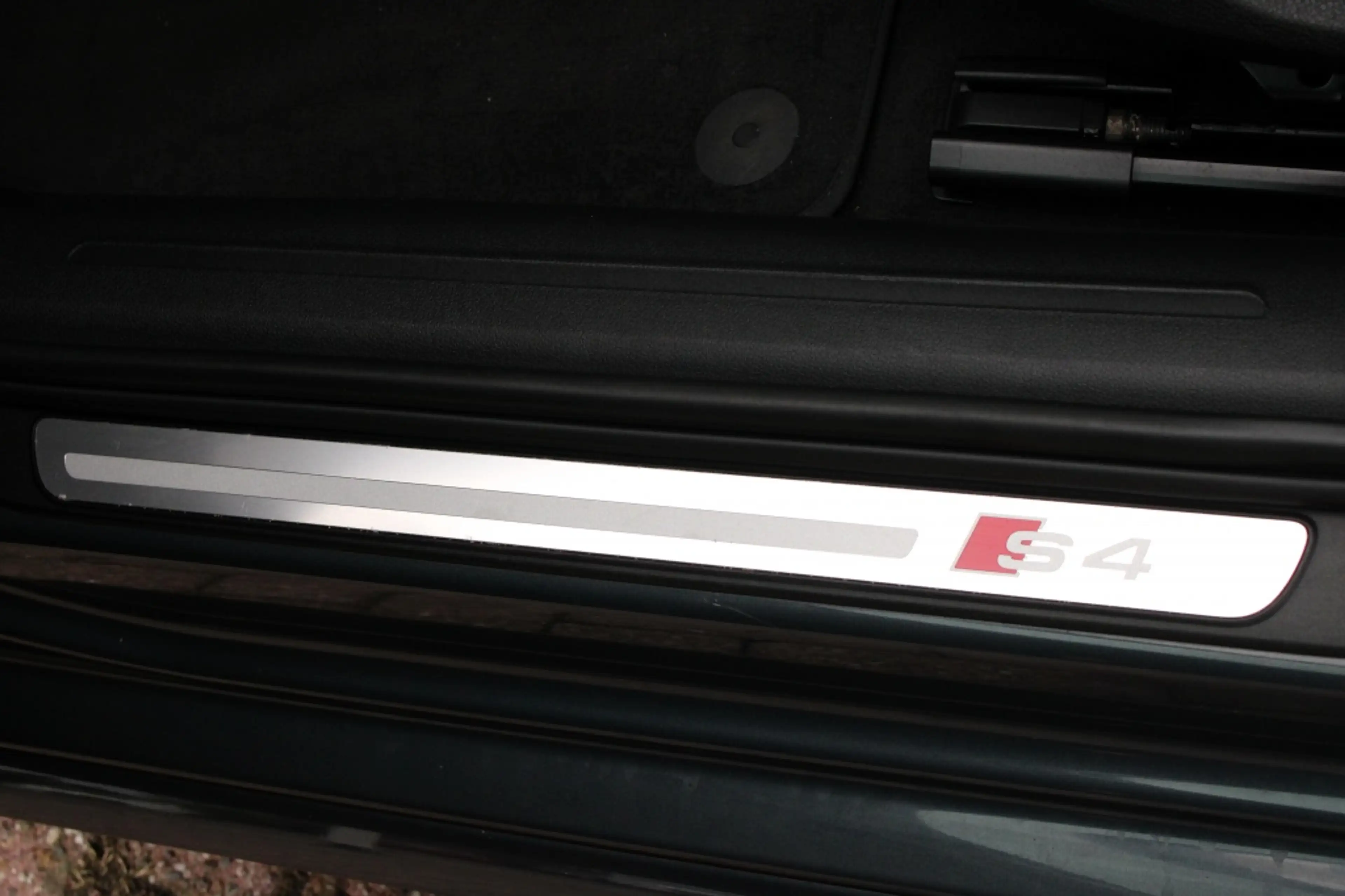 Audi A4 Limousine 3.0 TFSI S4 quattro — photo 27