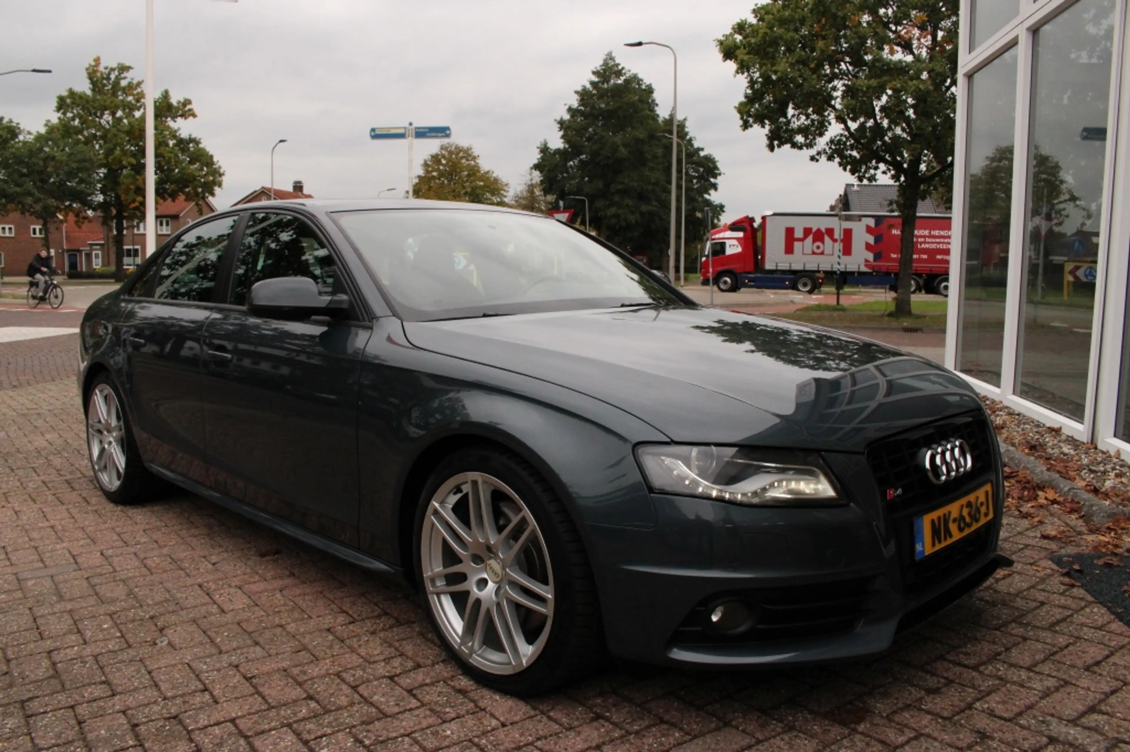 Audi A4 Limousine 3.0 TFSI S4 quattro — photo 3
