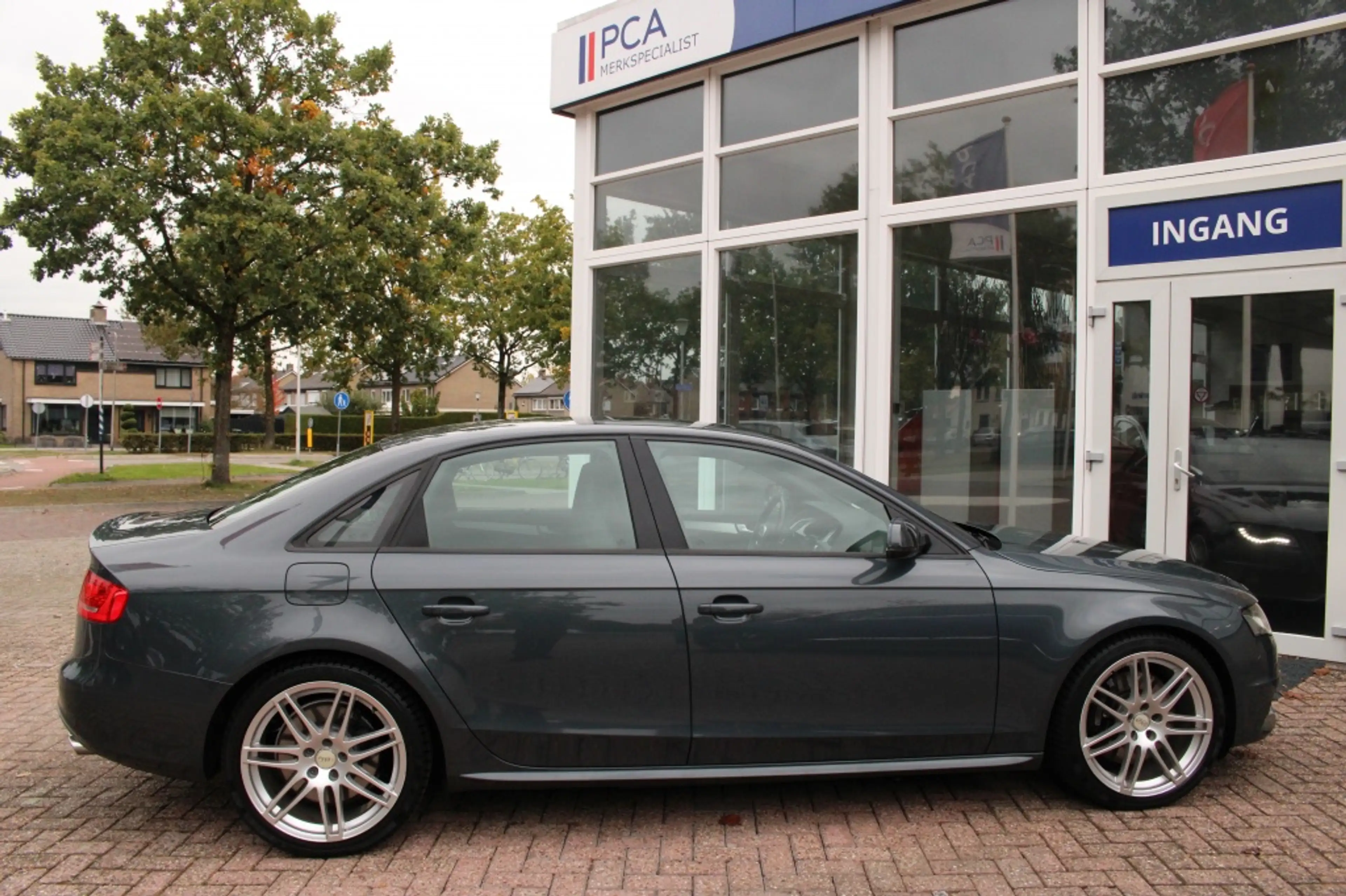 Audi A4 Limousine 3.0 TFSI S4 quattro — photo 6