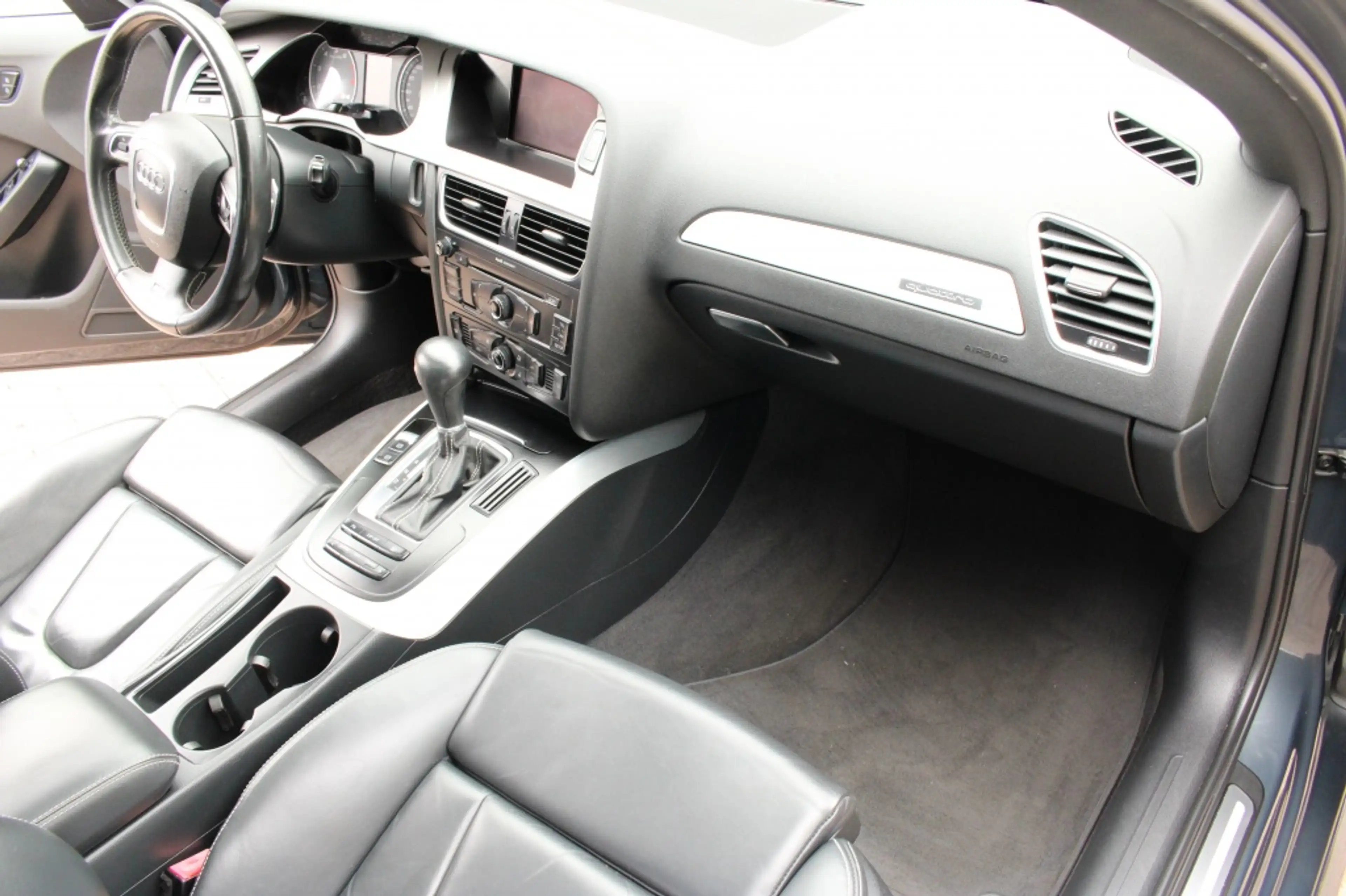 Audi A4 Limousine 3.0 TFSI S4 quattro — photo 15