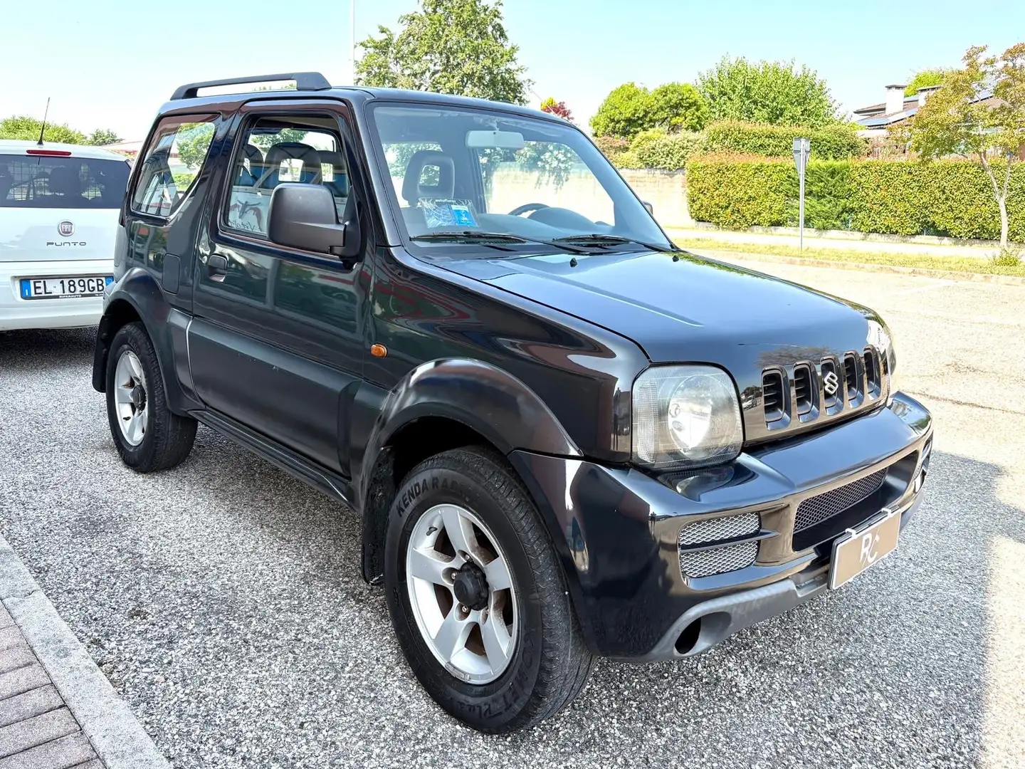 Suzuki Jimny Jimny III 1997 1.3 16v JX 4wd Noir - 1