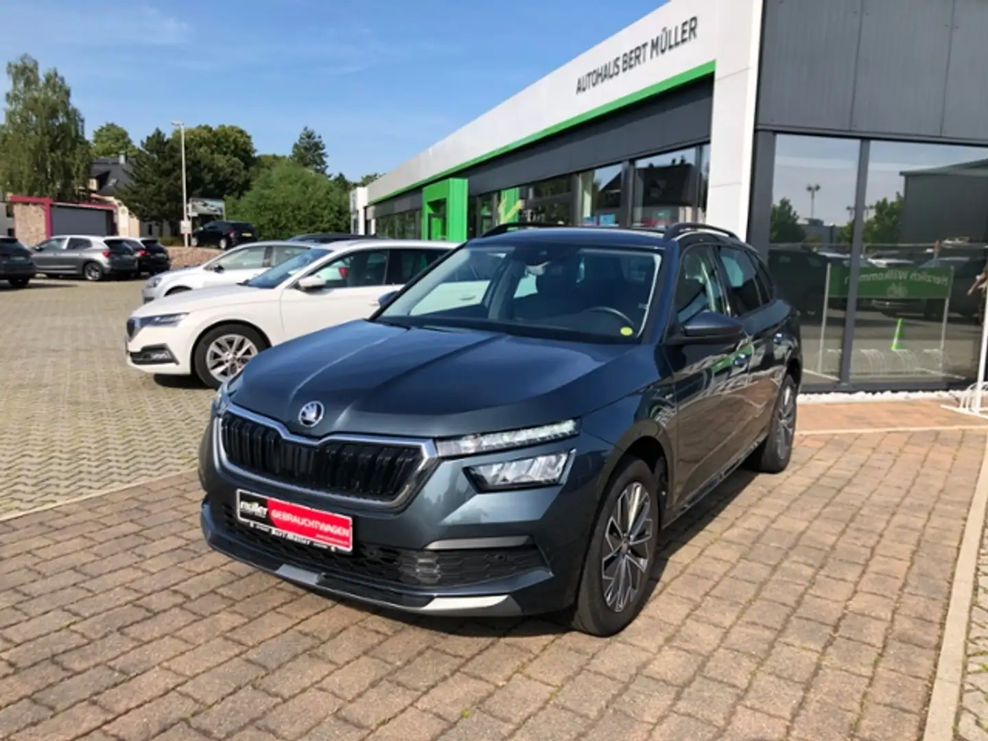 Skoda Kamiq Clever AHZV Navi PDC Kamera Grau - 2