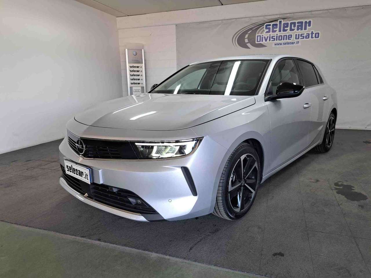 Opel Astra Astra 1.2 t Elegance s