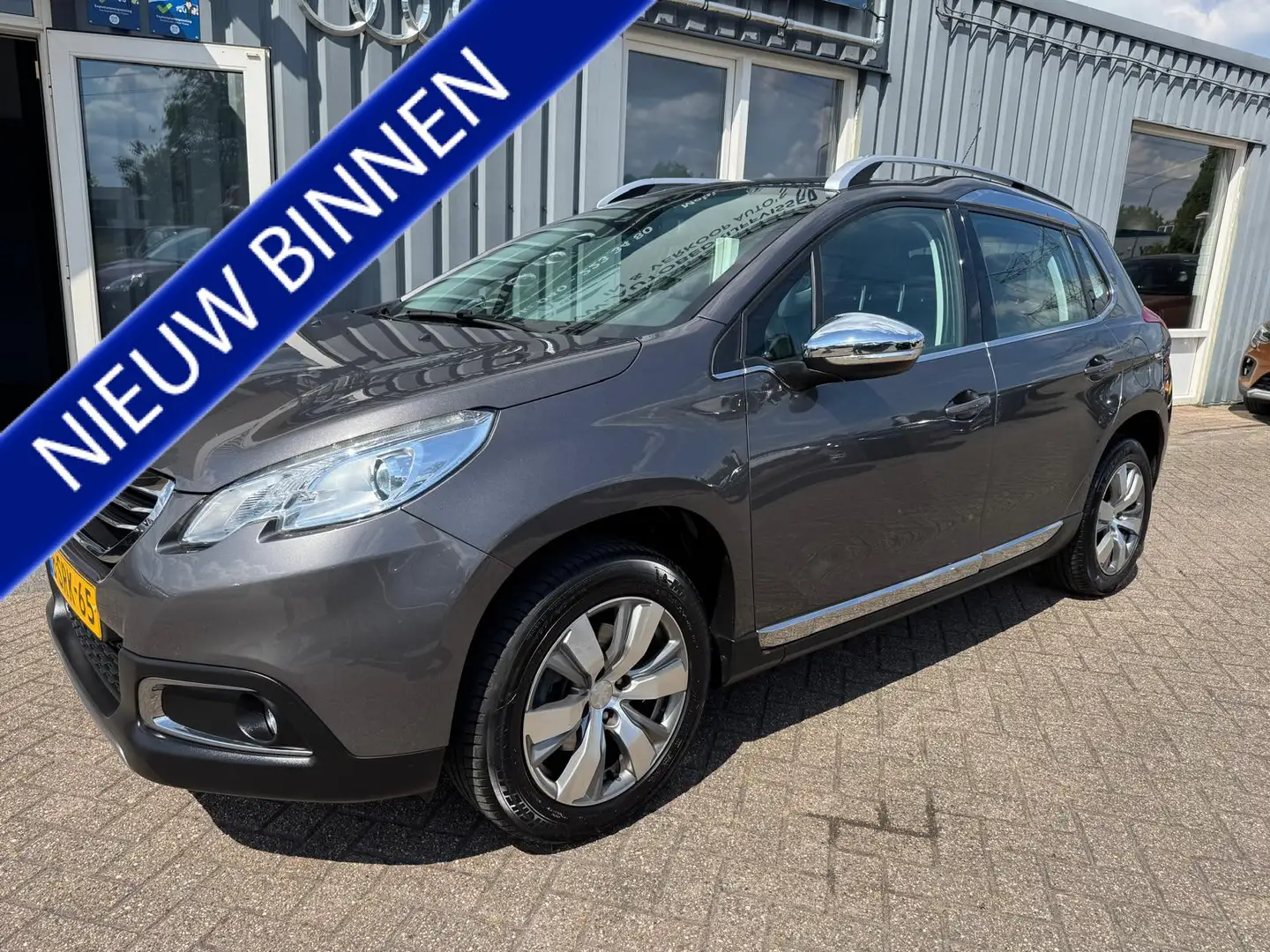 Peugeot 2008 1.6 VTi Allure Gris - 1