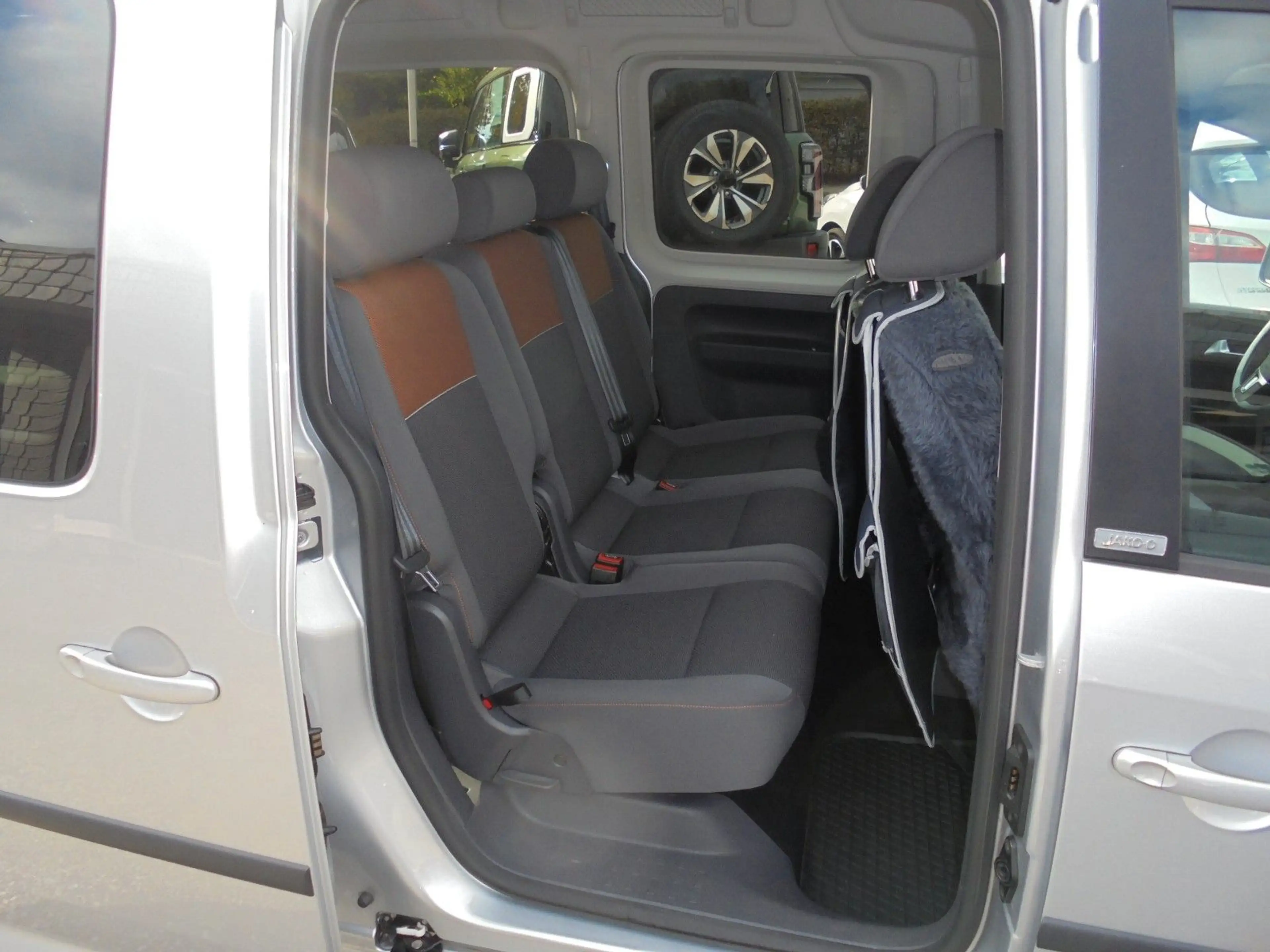 Volkswagen Caddy 2.0 Behindertenumbau Automatik — photo 11