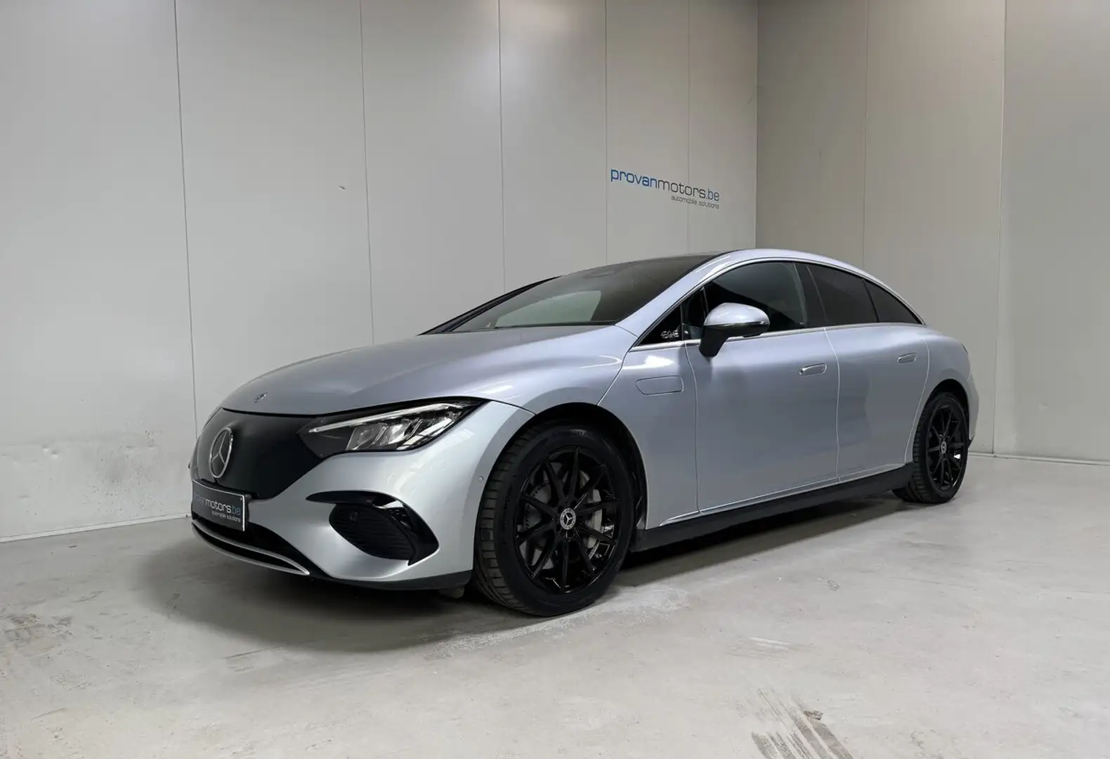 Mercedes-Benz EQE 300 Avantgarde - LED - SoH 97%! Topstaat! Grau - 1
