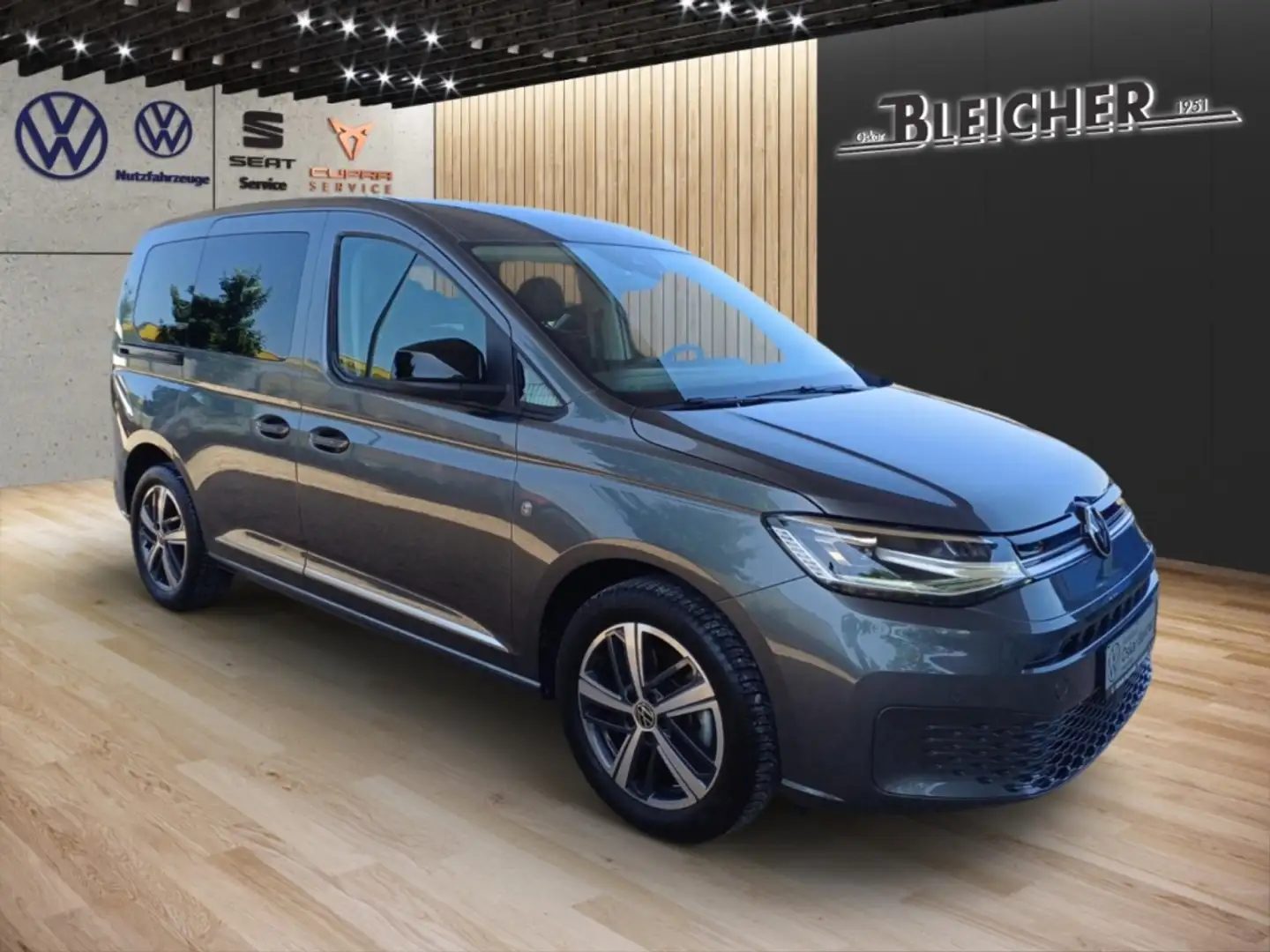 Volkswagen Caddy 1.5 TSI ''Style'' OPF abn.AHK + Navi + Sitzheizung Grau - 2