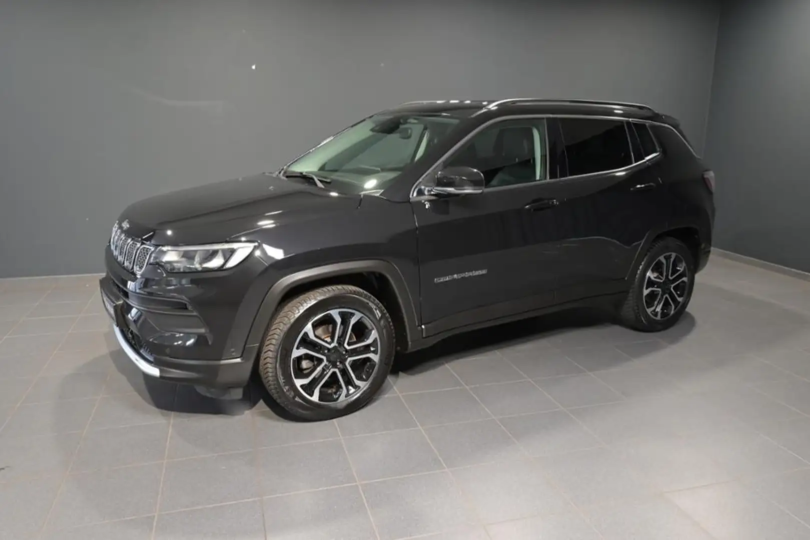 Jeep Compass 1.3 GSE Limited NAVI/KAMERA/LED/SHZ Schwarz - 1