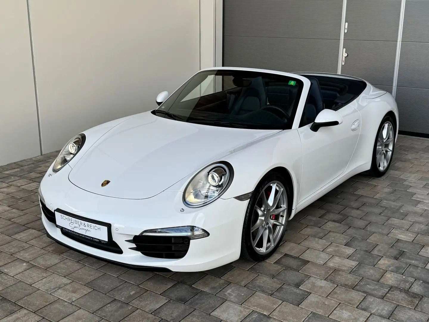 Porsche 991 Carrera S Cabriolet Carraraweiß/Yachtingblau Blanc - 1