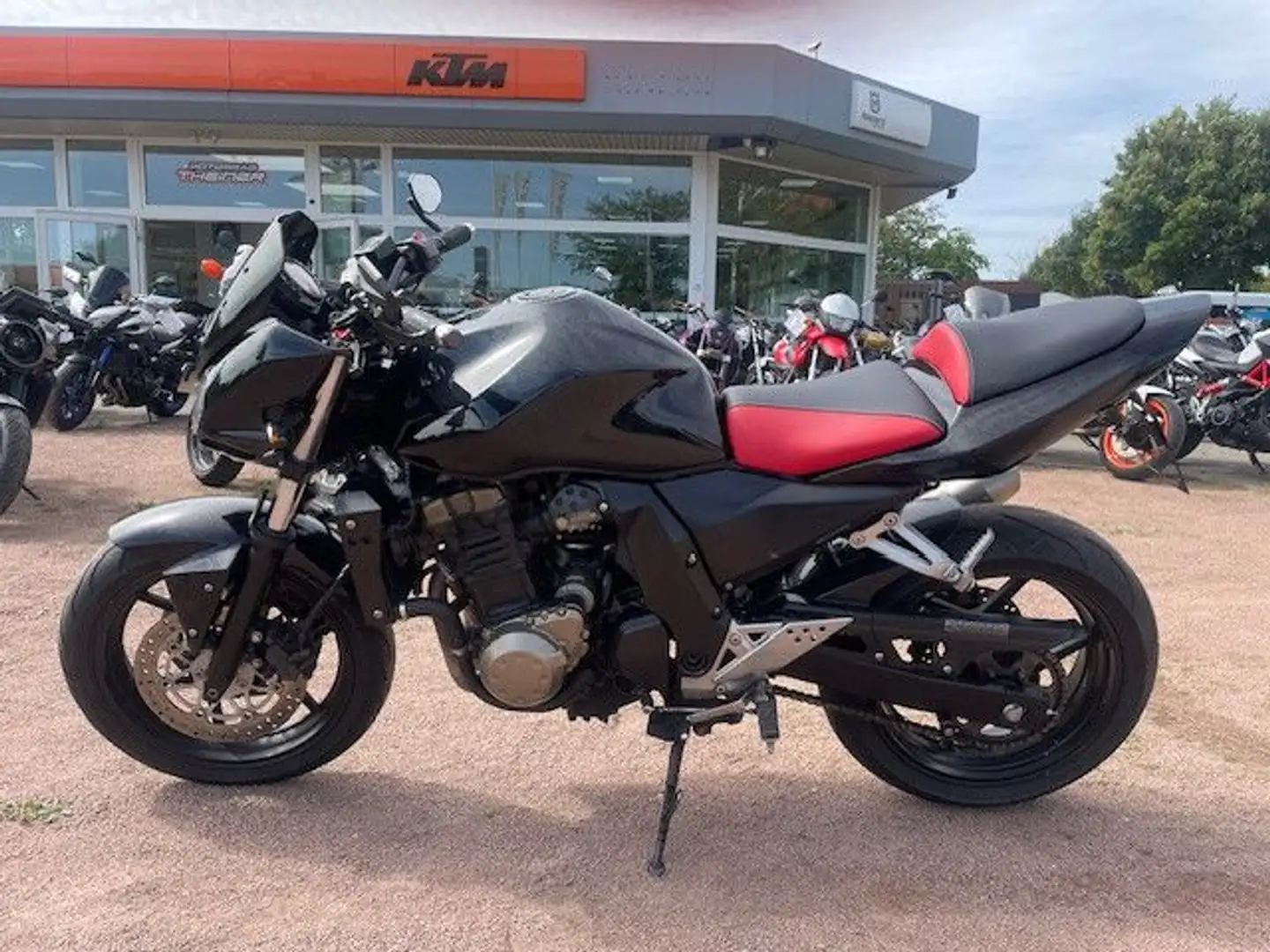 Kawasaki Z 750 Negru - 1