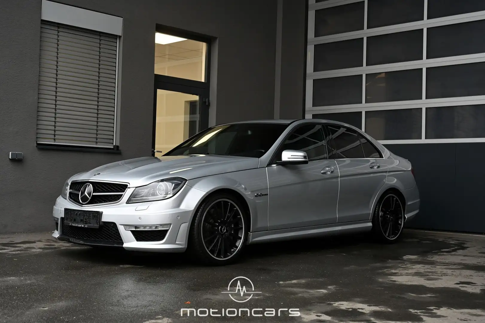 Mercedes-Benz C 63 AMG EXP € 45.970,- Gümüş rengi - 1