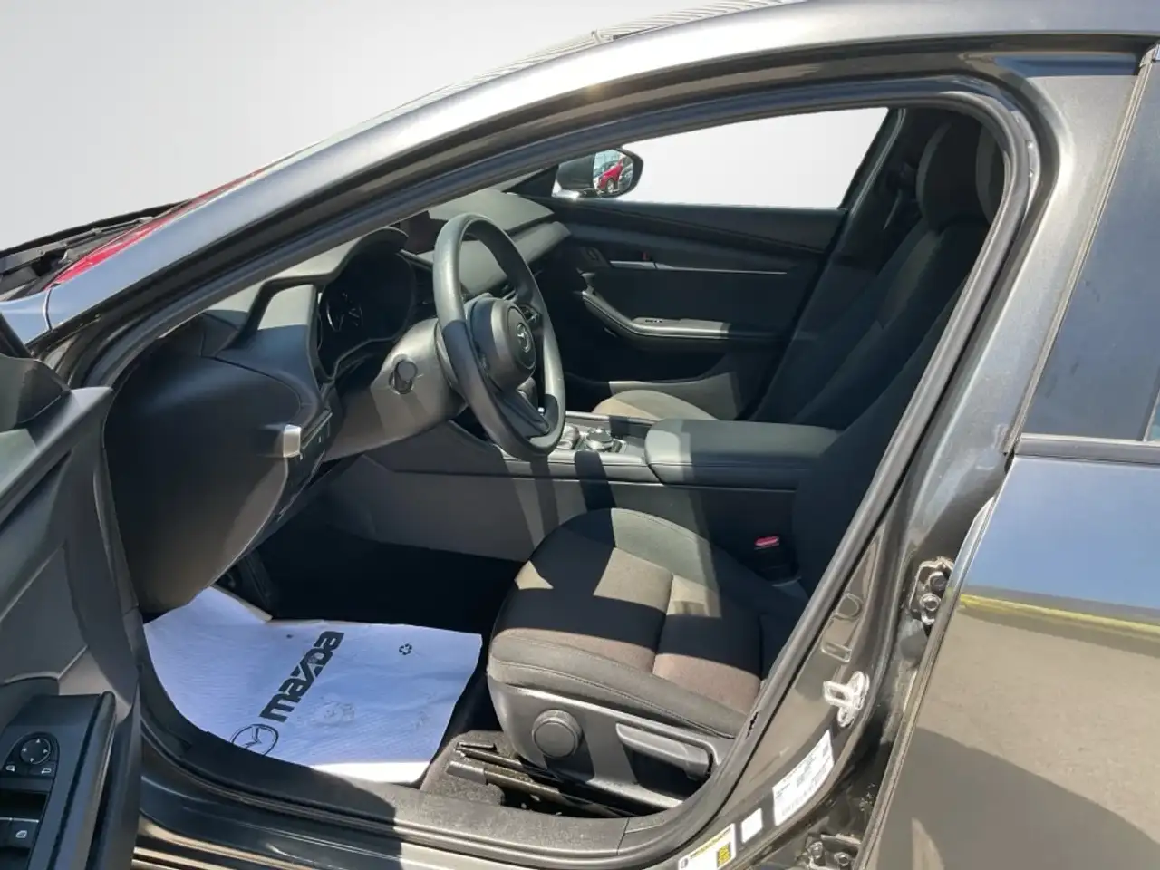 Mazda 3 снимка Mazda 3