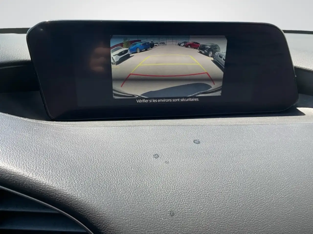 Mazda 3 снимка Mazda 3
