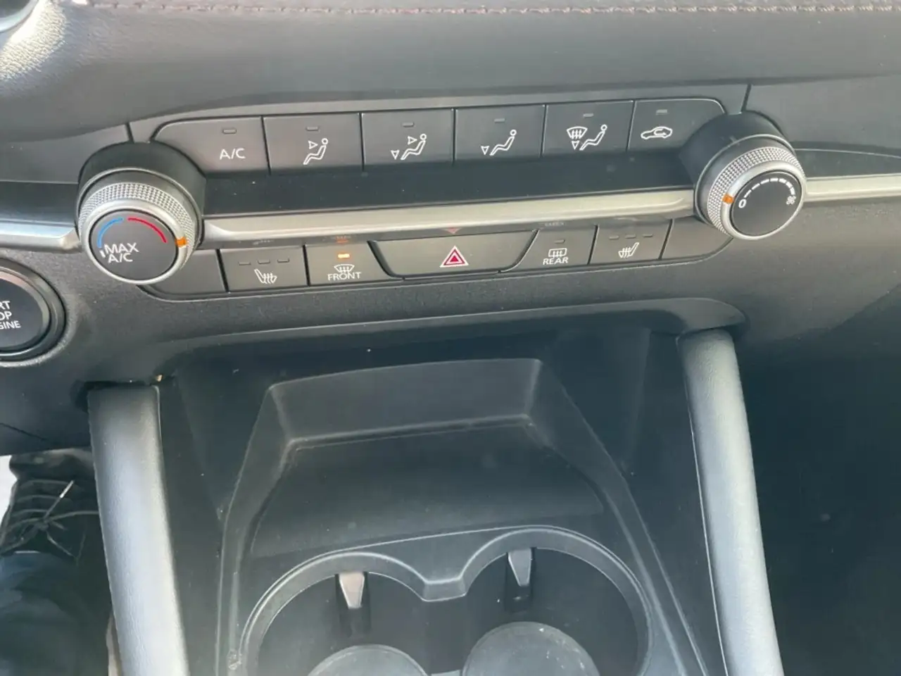Mazda 3 снимка Mazda 3