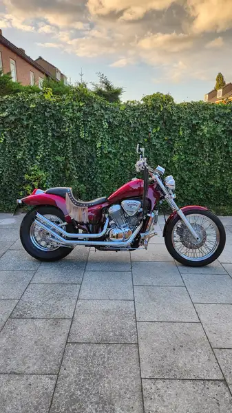 Honda VT 600 - foto 2