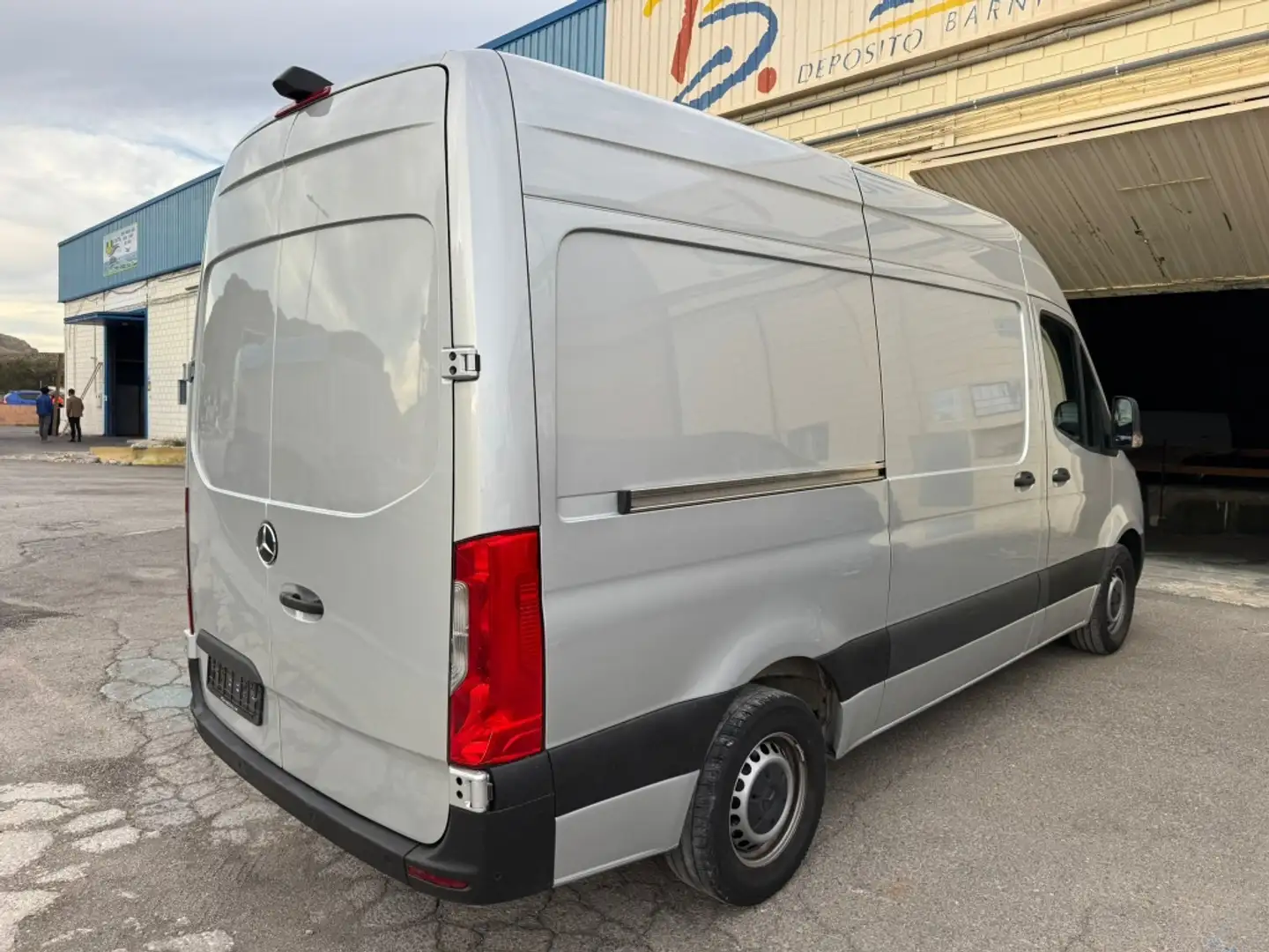 Mercedes-Benz Sprinter Furgón 315CDI Largo T.E. tT 9G-Tronic Plateado - 2