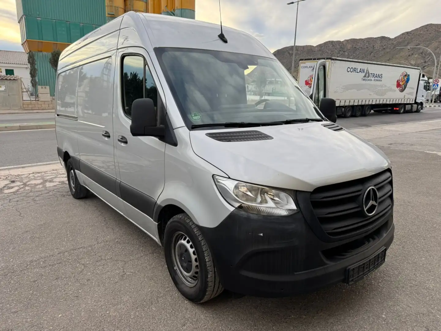Mercedes-Benz Sprinter Furgón 315CDI Largo T.E. tT 9G-Tronic Plateado - 1