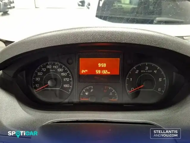 Peugeot Boxer view 12