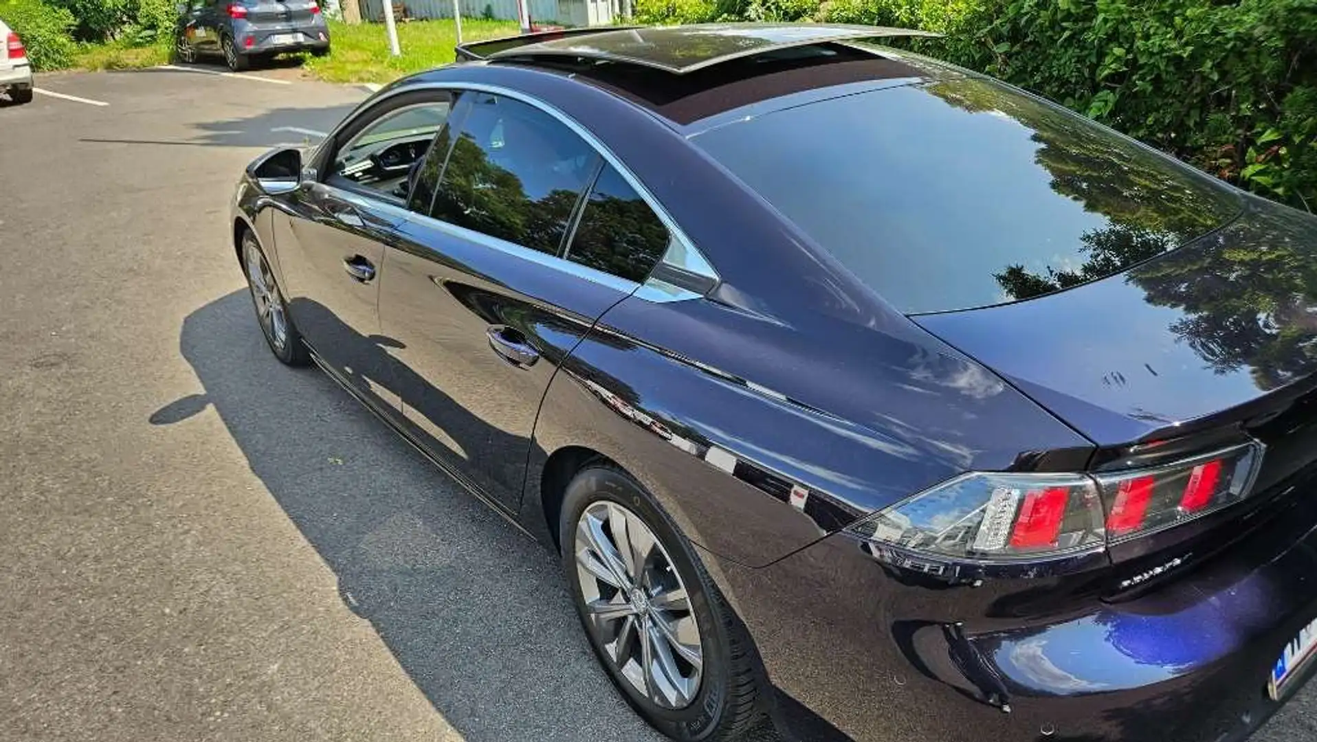Peugeot 508 508 1,5 BlueHDi 130 EAT8 S Blau - 2