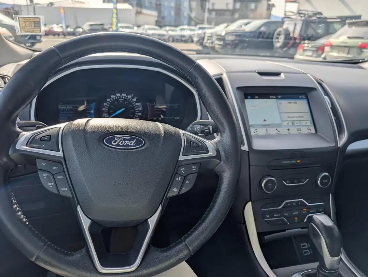 Ford Edge снимка Ford Edge