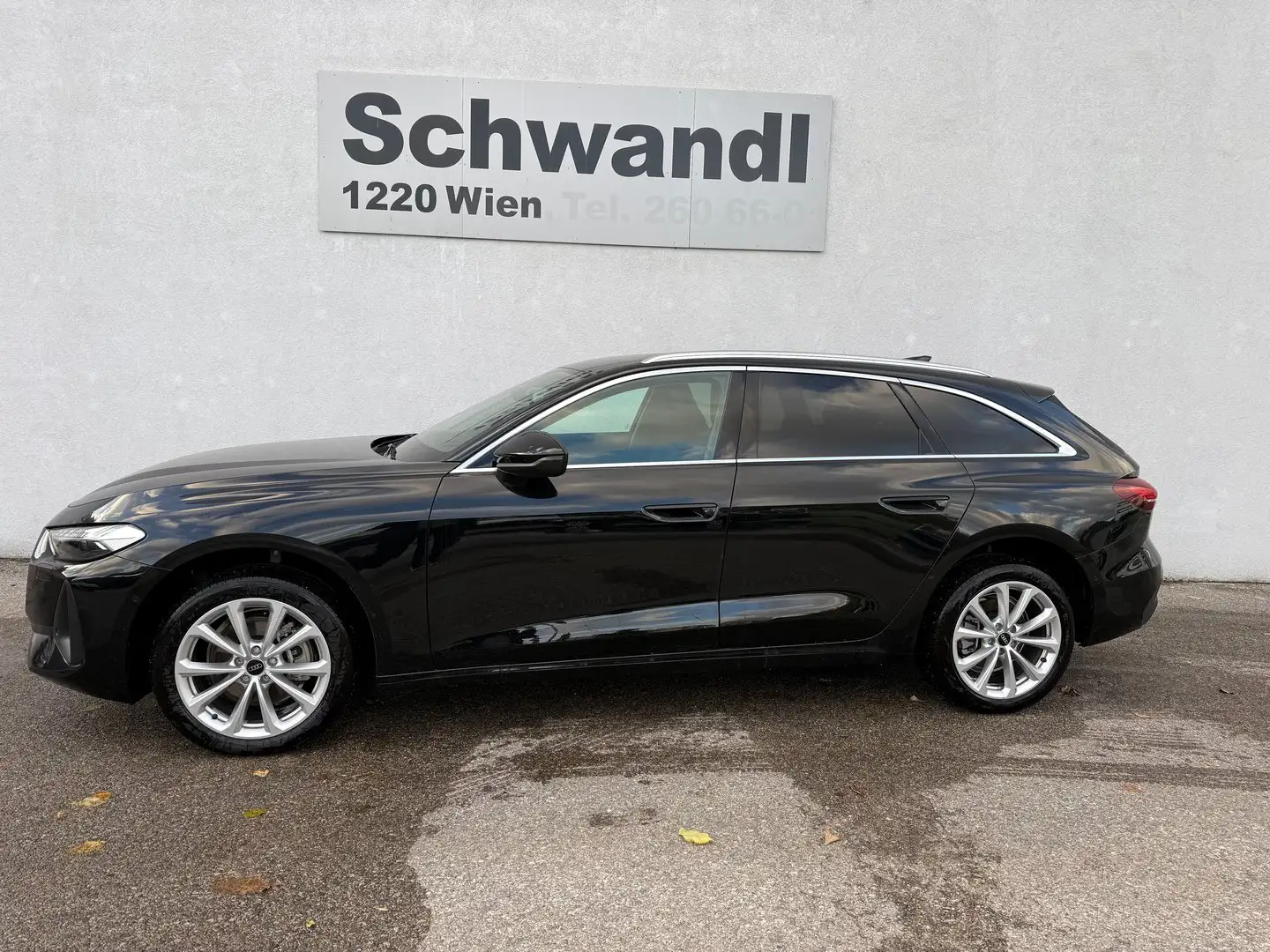 Audi A5 TFSI Schwarz - 1