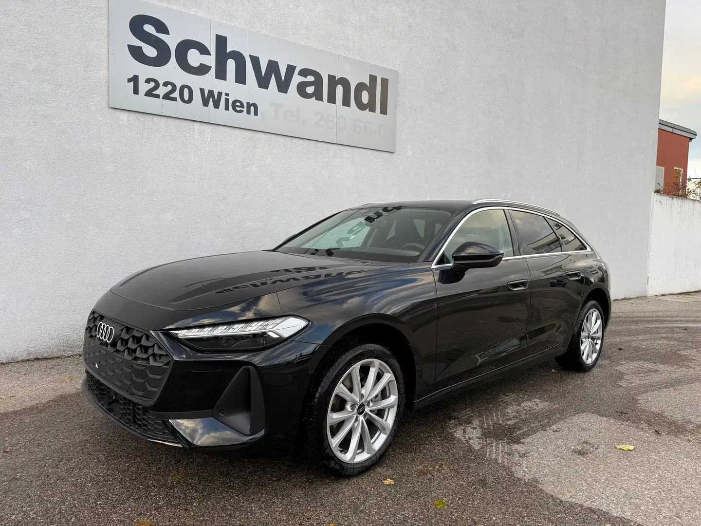 Audi A5 TFSI Schwarz - 2