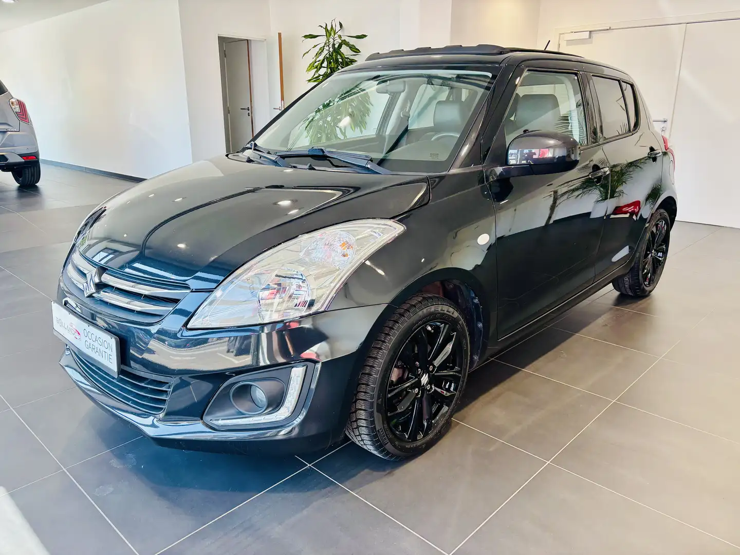 Suzuki Swift 1.2i GL JnJoy Noir - 1