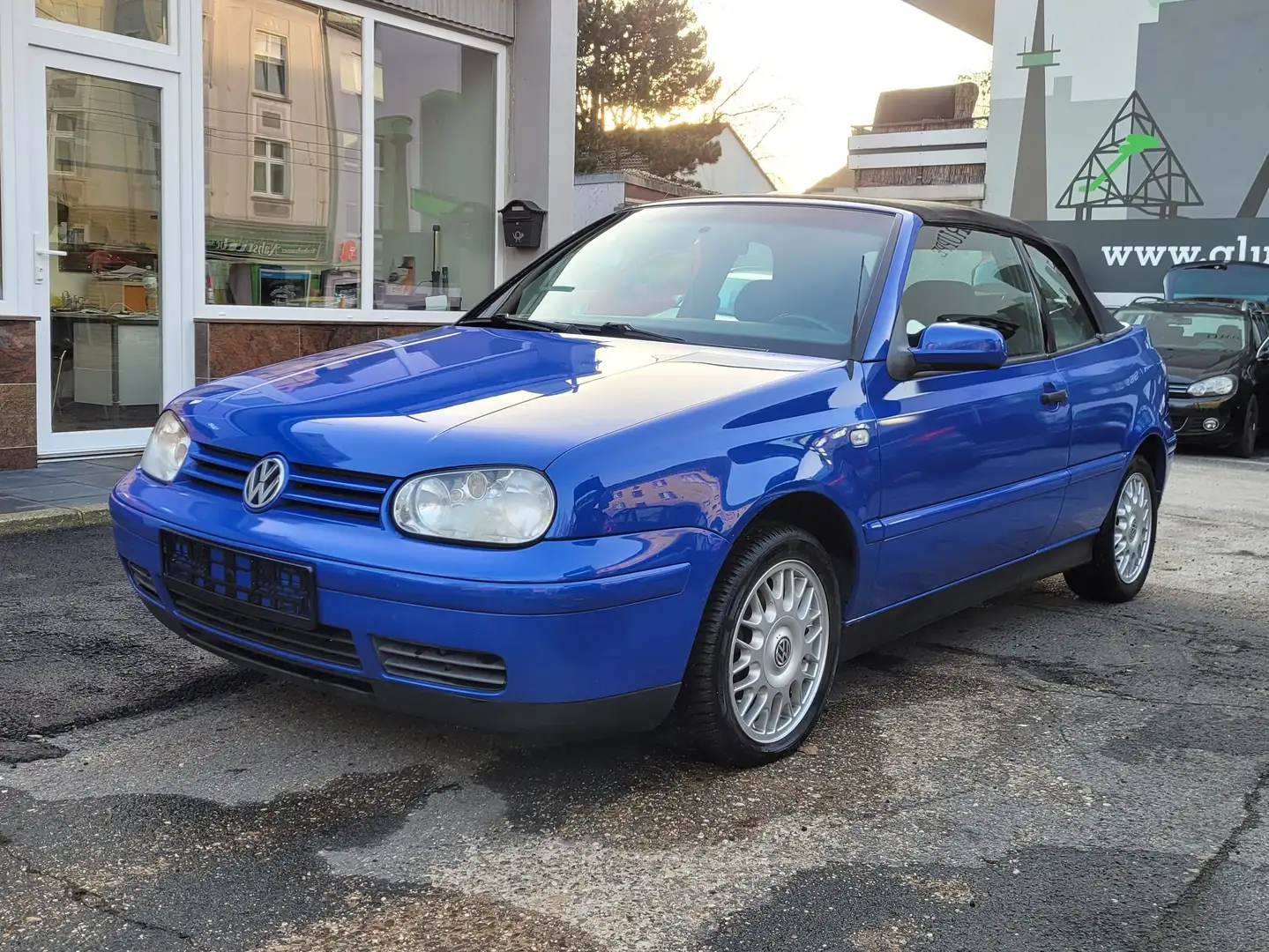 Volkswagen Golf Cabriolet 1.9 TDI Highline III Cabrio/ Klima/ 15"/ SH/ AHK Blau - 2