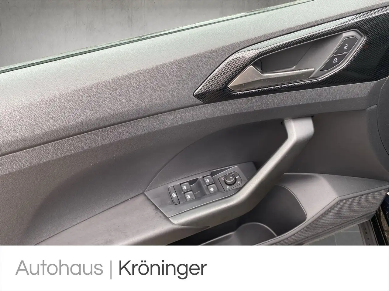 Volkswagen T-Cross 1.0 TSI DSG Life AHK ACC Kamera *20% NL 8