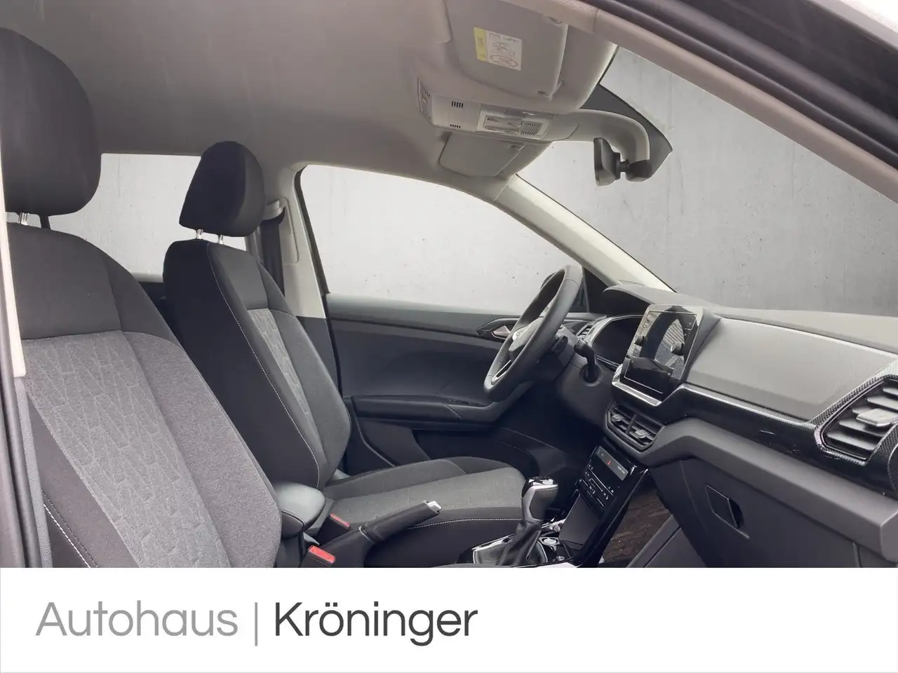 Volkswagen T-Cross 1.0 TSI DSG Life AHK ACC Kamera *20% NL 9