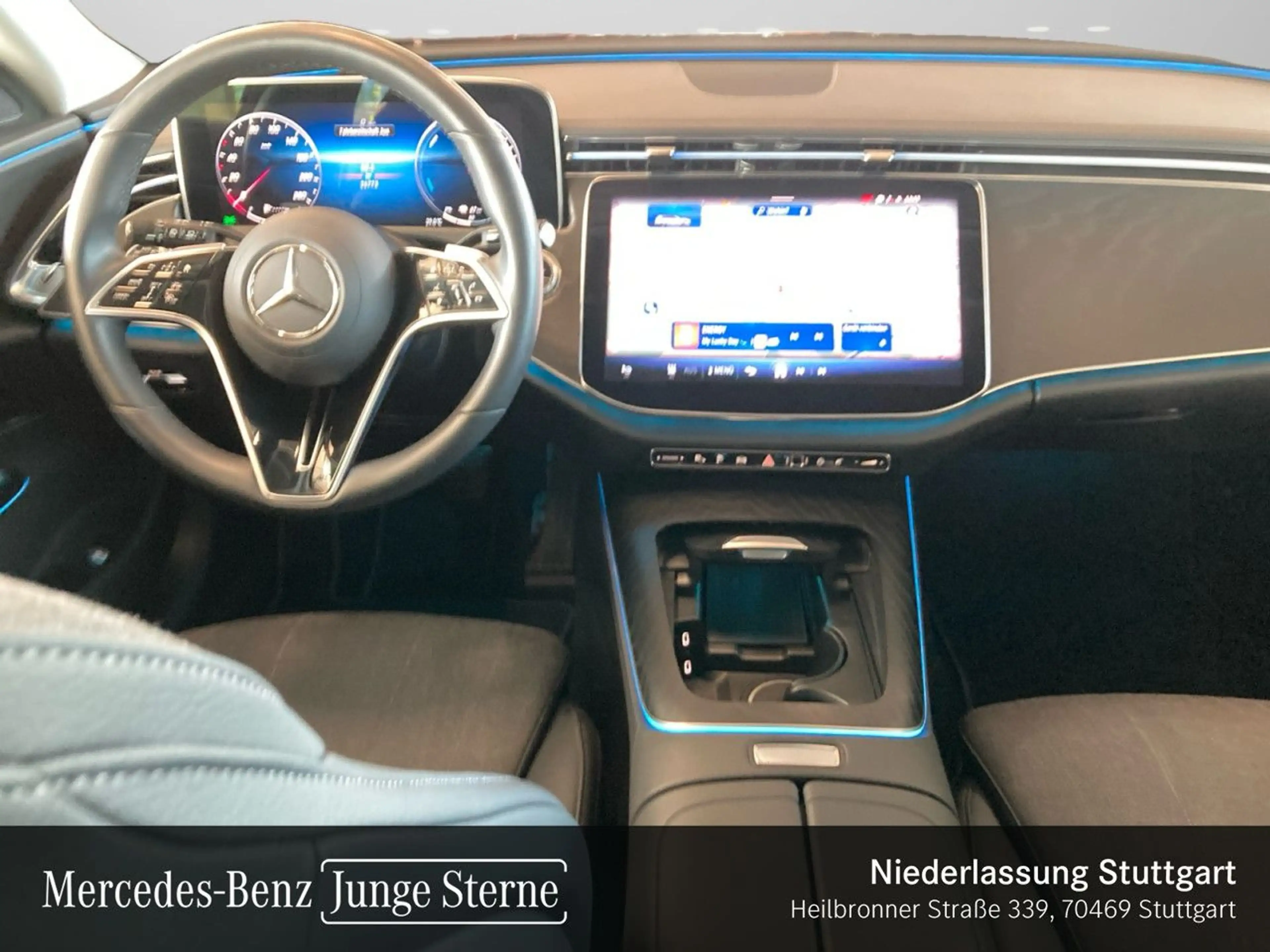 Mercedes-Benz E 300 de T Avantgarde Fahrass WideScreen 360° AHK — photo 15