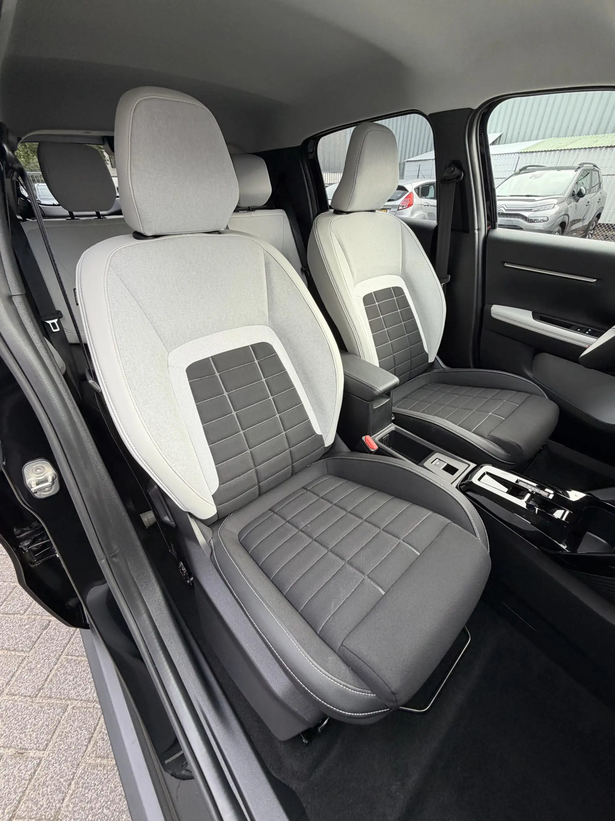 Citroen E-C3 Max 113pk Comfort Range 44 kWh (Camera - Navigatie — photo 11