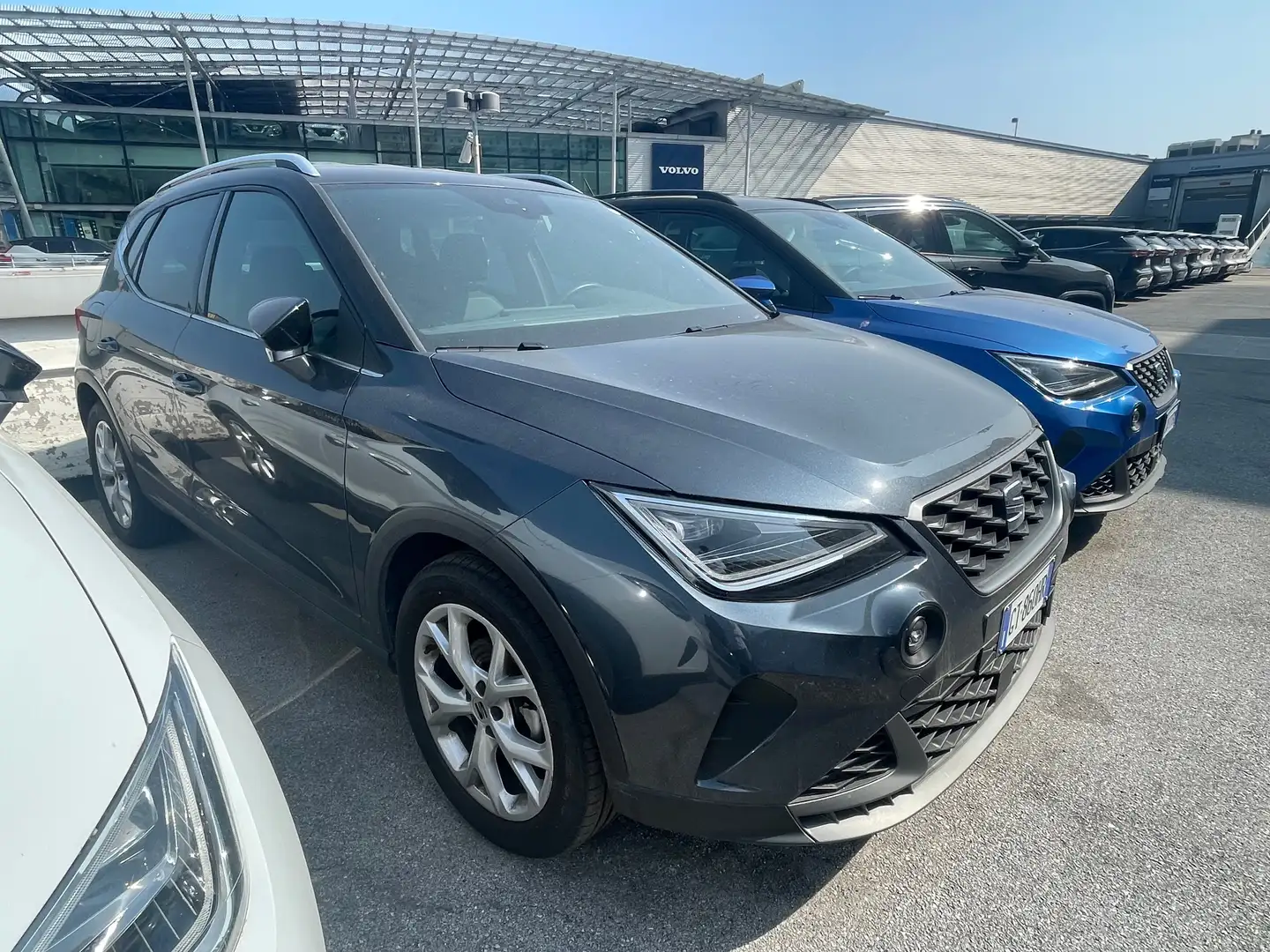 SEAT Arona 1.0 ecotsi FR 95cv Aziendale Grigio - 1