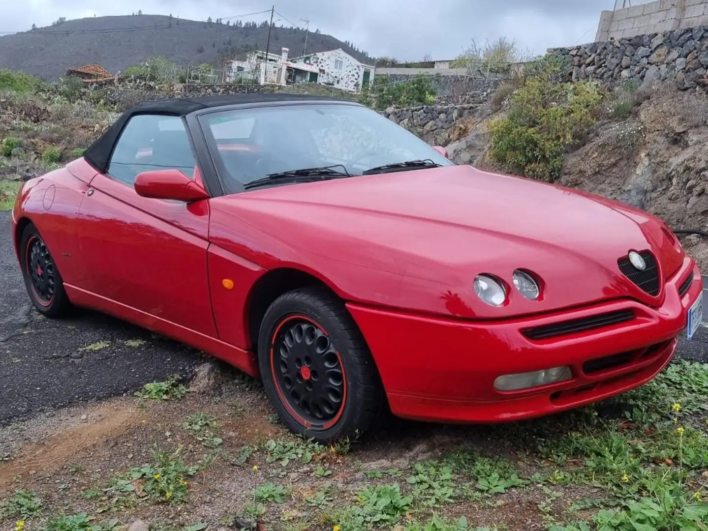 Alfa Romeo Spider 2.0+TS+16v+M Rojo - 1