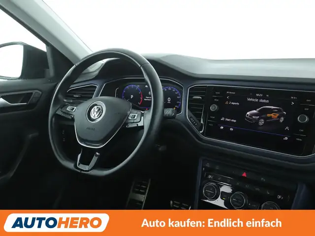 Volkswagen T-Roc view 13