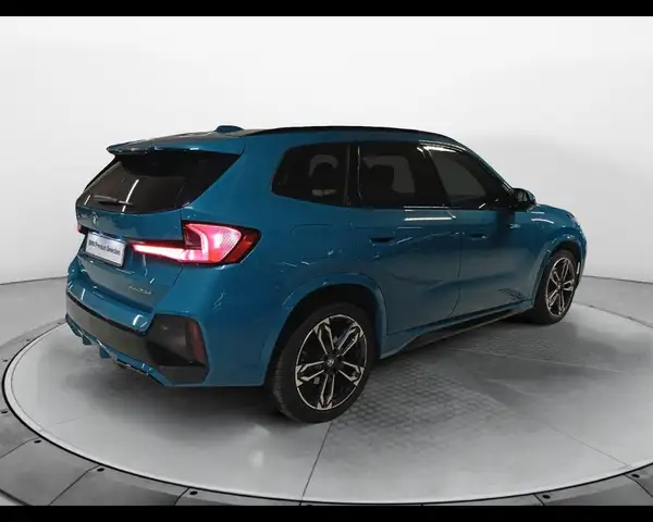 BMW X1 view 6