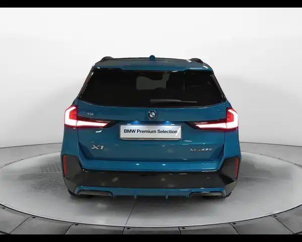 BMW X1 view 7