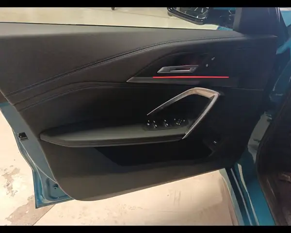 BMW X1 view 13