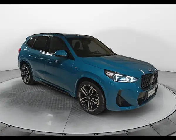 BMW X1 view 4