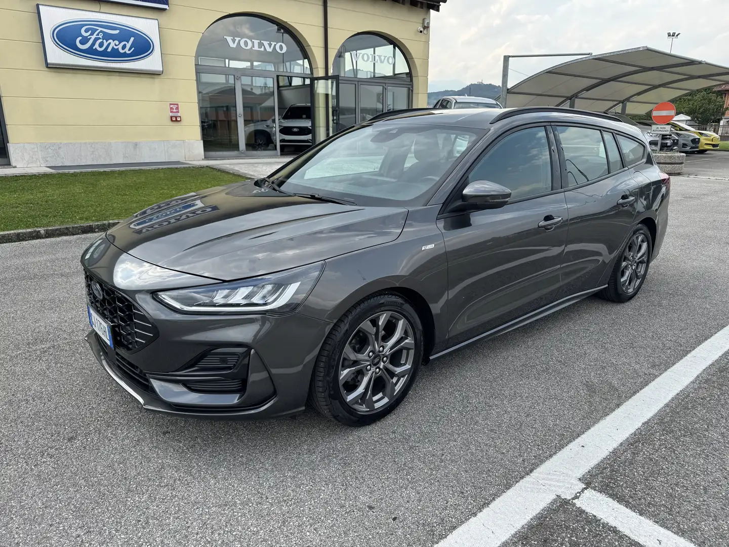 Ford Focus SW St-Line Automatica 1.5 EcoBlue 120CV + Co-Pilot Grigio - 1