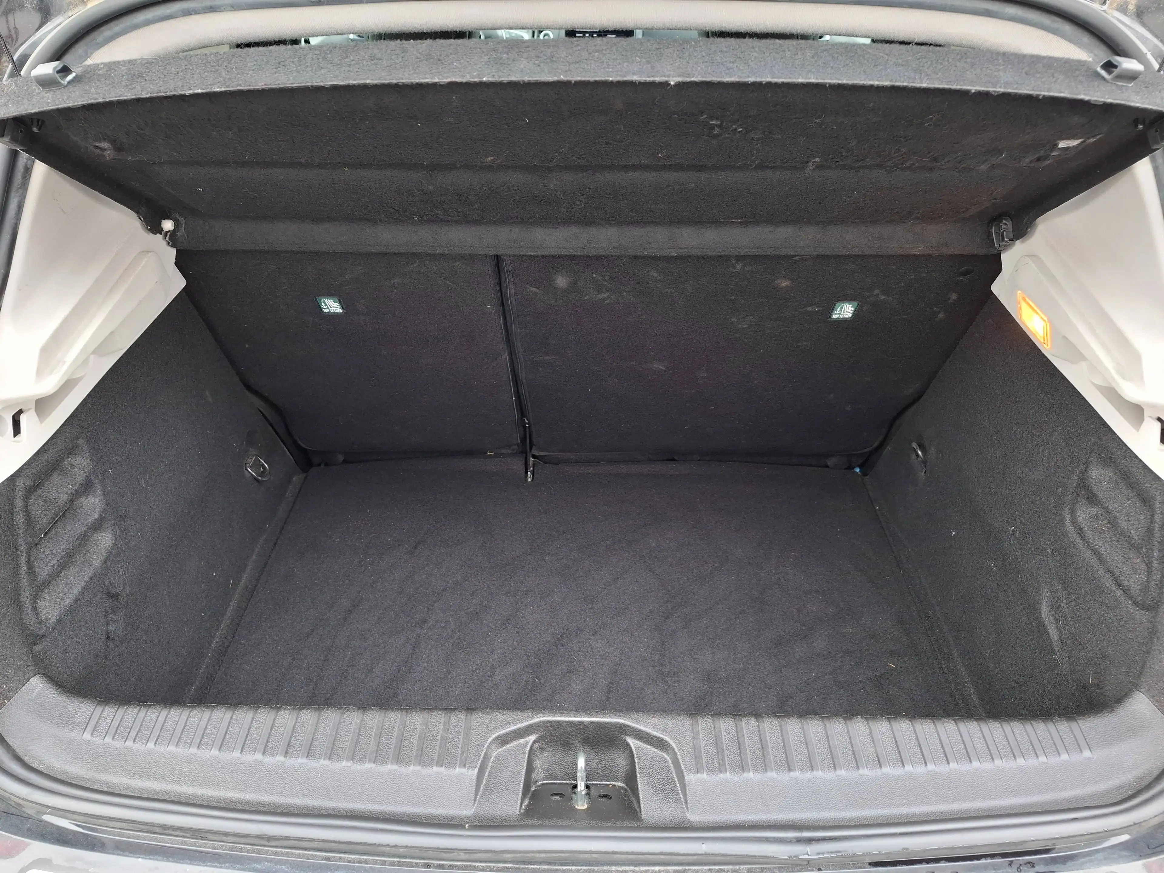 Renault Clio Clio 1.0 TCe Edition One — photo 9
